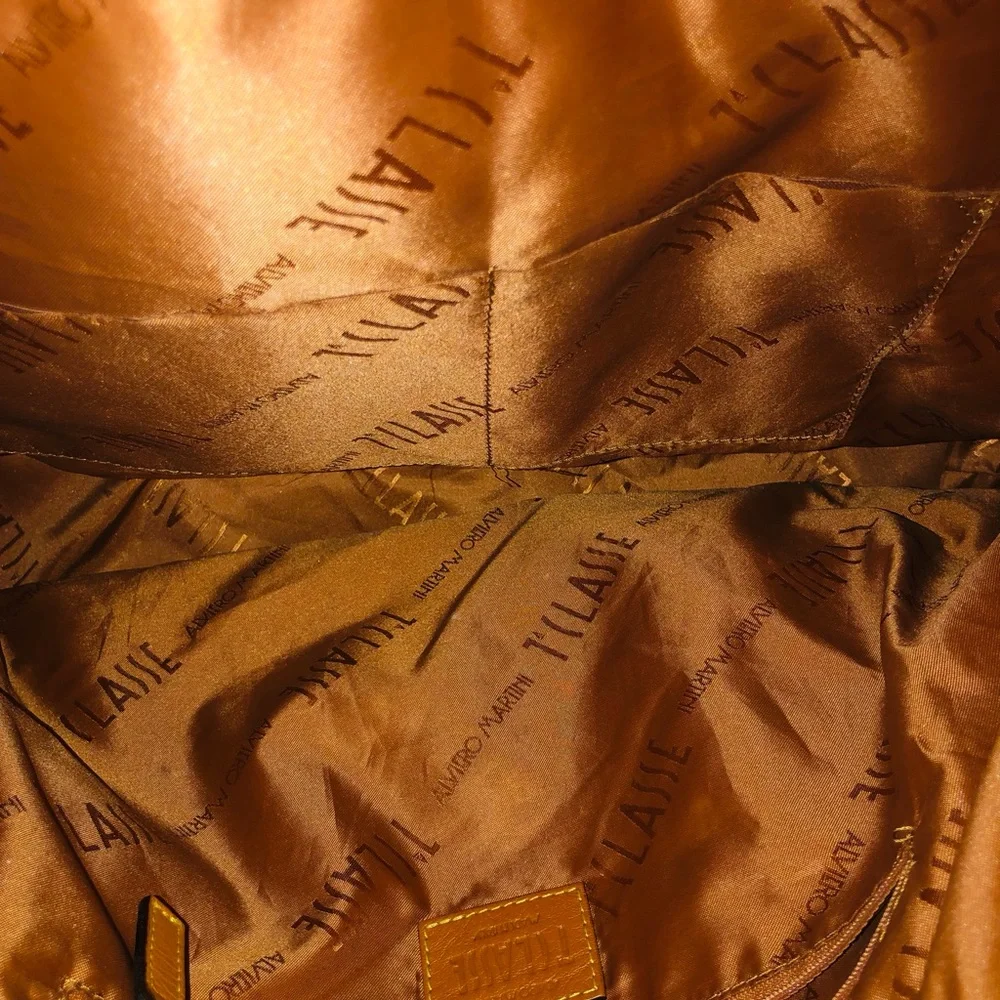 Alviero Martini Tan and Brown Map Print Travel Bag - Picture 4 of 4